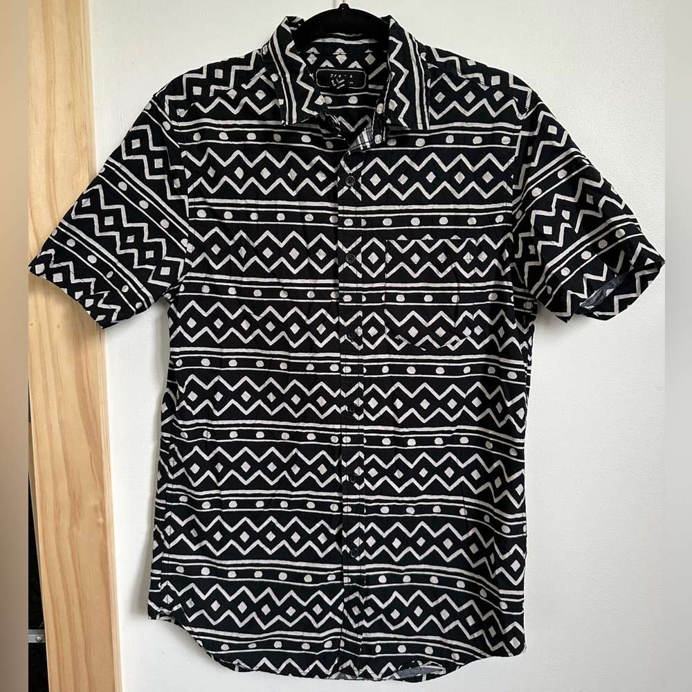 21men Black and White Geometric Men's Shirt